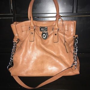 Michael Kors Lg Leather satchel + matching wallet